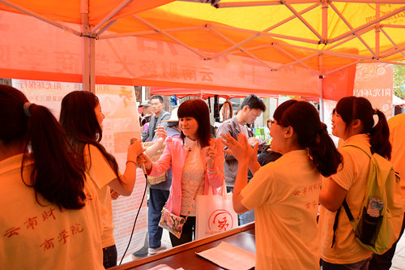 �h(hu��n)��֪�R(sh��)��(j��ng)ِ�F(xi��n)��(ch��ng)��һλ�������(du��)�h(hu��n)�����}���õ��(du��)�T�ɰl(f��)��С�Y�