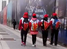 �ЌW��ͽ��300����h������